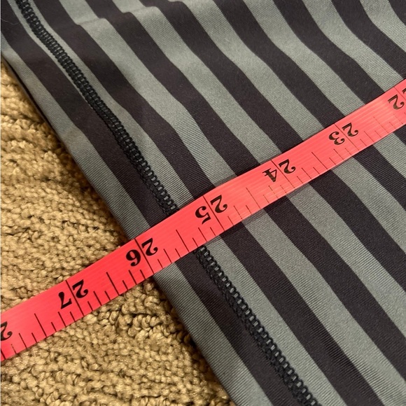 Brooks Bring It Racerback Storm Stripe Women's size XS - Picture 8 of 8